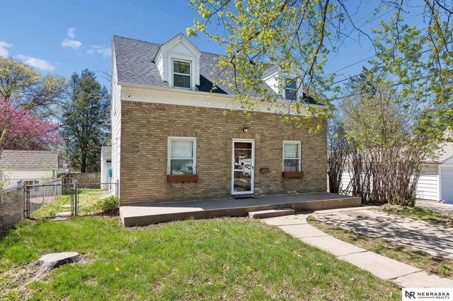 2812 N 58th Street, Omaha, NE 68104