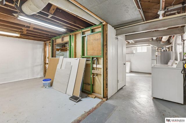 2812 N 58th Street, Omaha, NE 68104