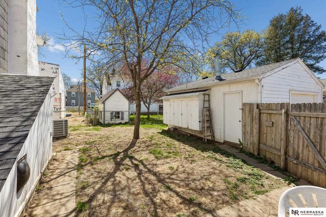 2812 N 58th Street, Omaha, NE 68104