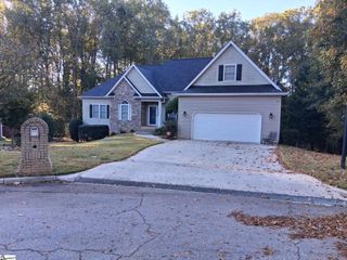 319 Chetsworth Lane, Greenville, SC 29607