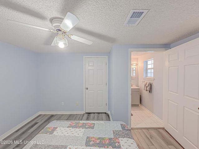 188 Acacia Avenue, Biloxi, MS 39530