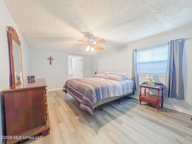 188 Acacia Avenue, Biloxi, MS 39530
