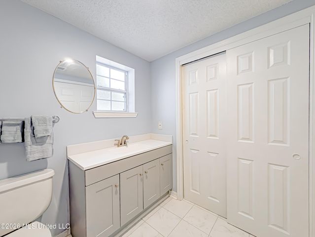 188 Acacia Avenue, Biloxi, MS 39530