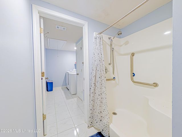 188 Acacia Avenue, Biloxi, MS 39530