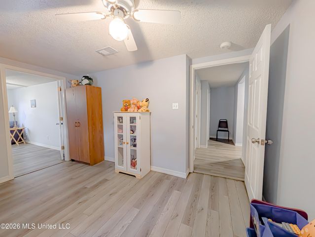 188 Acacia Avenue, Biloxi, MS 39530