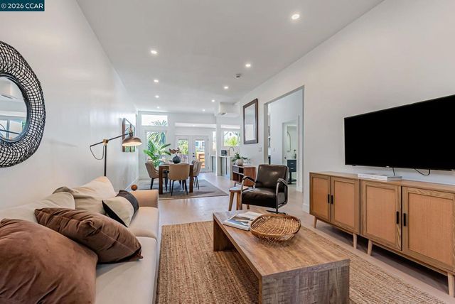 1727 1727 9Th St, Oakland, CA 94607