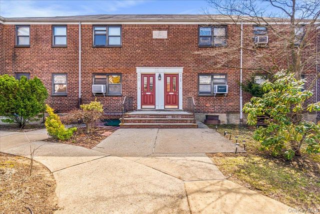 15-49 160th Street 6-145, Whitestone, NY 11357