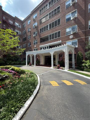 67-38 108th Street C27, Forest Hills, NY 11375