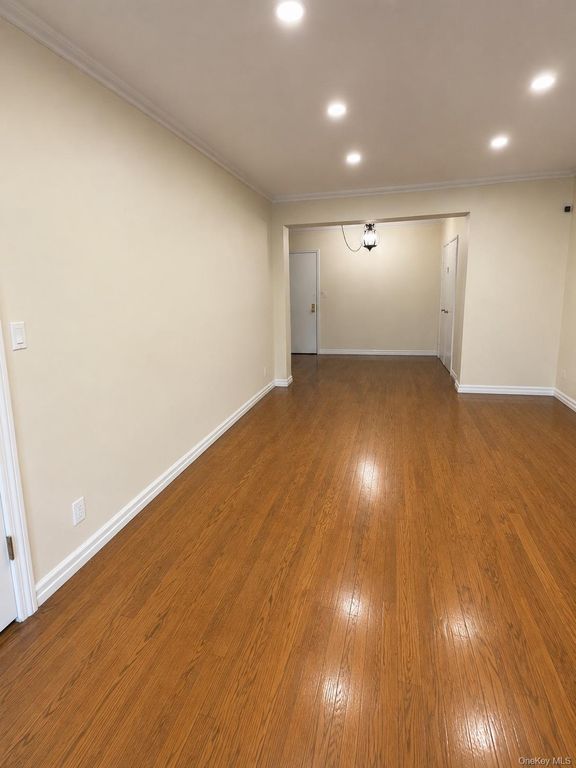 67-38 108th Street C27, Forest Hills, NY 11375 — photo 4