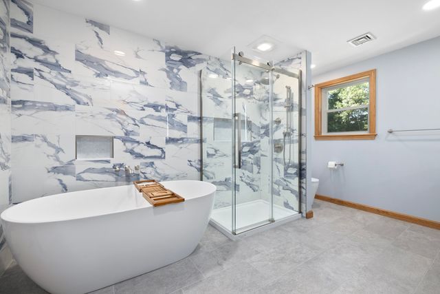 7 Eagle Rock Dr, Millville, MA 01529
