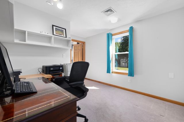 7 Eagle Rock Dr, Millville, MA 01529