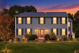 7 Eagle Rock Dr, Millville, MA 01529