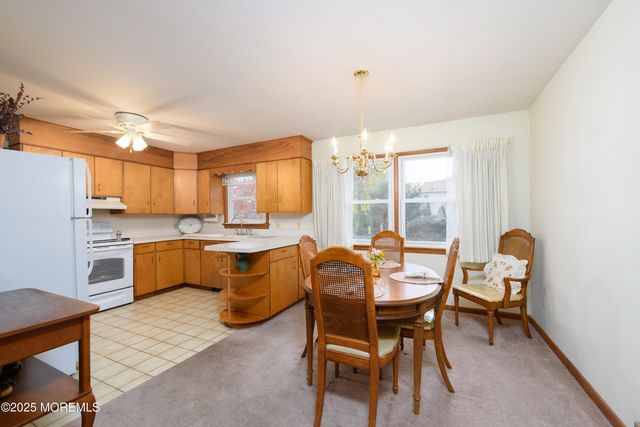 22 Overhill Road, Matawan, NJ 07747