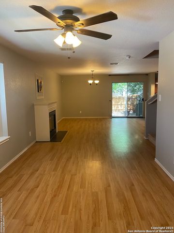 9923 Amber Ledge, San Antonio, TX 78245