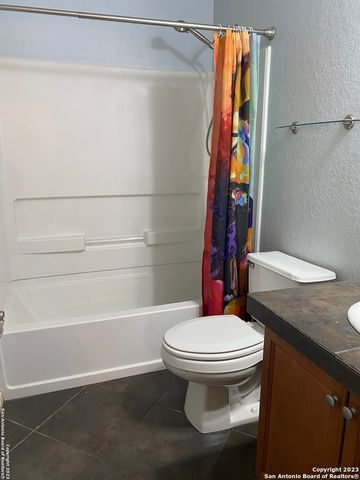 9923 Amber Ledge, San Antonio, TX 78245