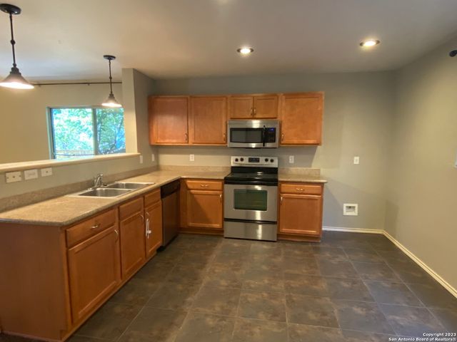 9923 Amber Ledge, San Antonio, TX 78245