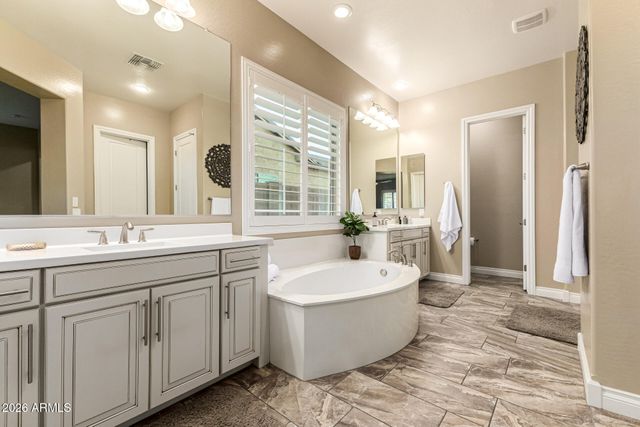 3785 E STRAWBERRY Drive, Gilbert, AZ 85298