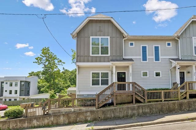 906 Smiley St, Nashville, TN 37206