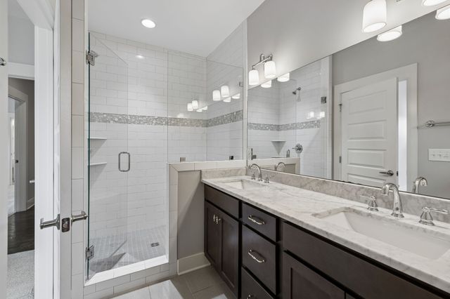 906 Smiley St, Nashville, TN 37206