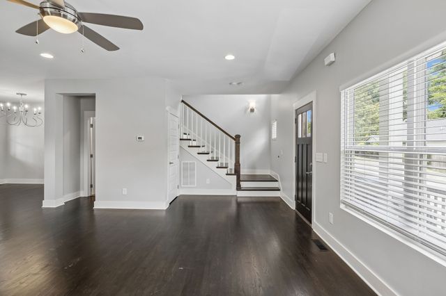 906 Smiley St, Nashville, TN 37206