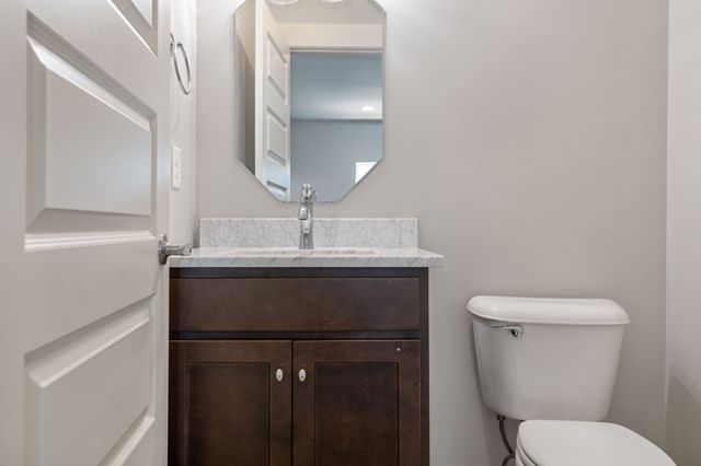 906 Smiley St, Nashville, TN 37206