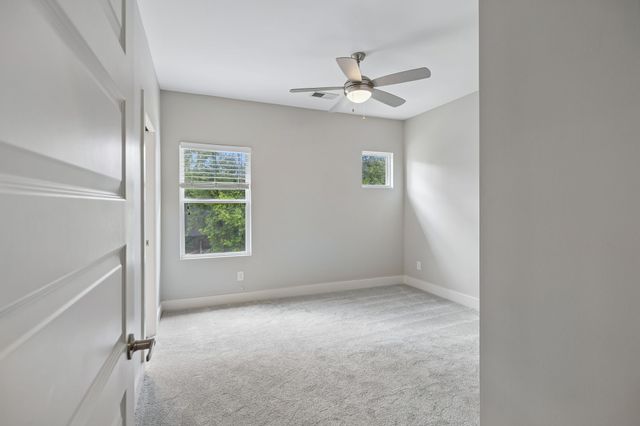 906 Smiley St, Nashville, TN 37206