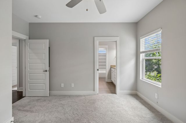 906 Smiley St, Nashville, TN 37206