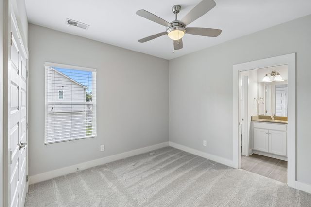 906 Smiley St, Nashville, TN 37206