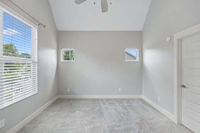 906 Smiley St, Nashville, TN 37206