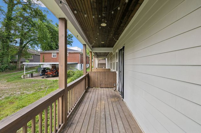 906 Smiley St, Nashville, TN 37206