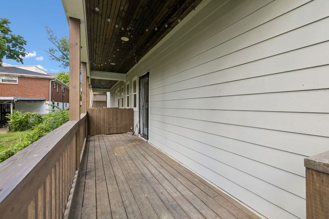 906 Smiley St, Nashville, TN 37206
