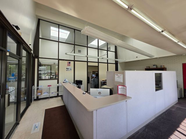 16530 Halsted Street, Harvey, IL 60426