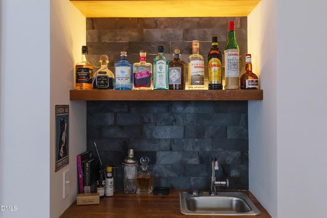 1106 Glenwood Avenue, Raleigh, NC 27605