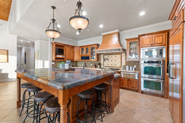 12210 Lake Forest Drive, Azle, TX 76020