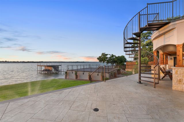 12210 Lake Forest Drive, Azle, TX 76020