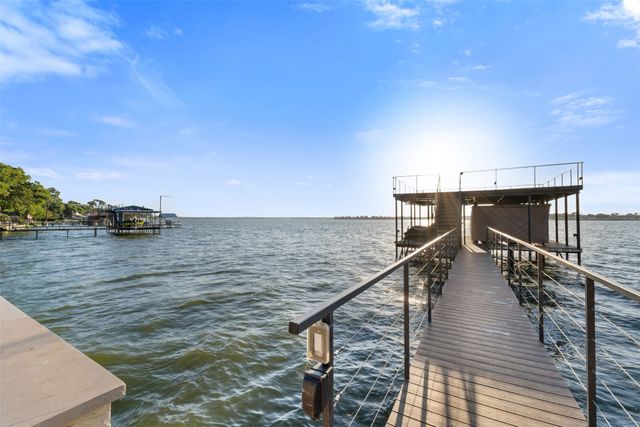 12210 Lake Forest Drive, Azle, TX 76020
