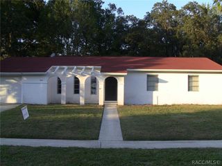 9081 N Golfview Drive, Citrus Springs, FL 34434