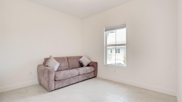 576 PARSONS Way, Deerfield Beach, FL 33442