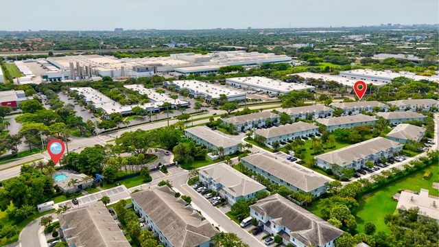 576 PARSONS Way, Deerfield Beach, FL 33442