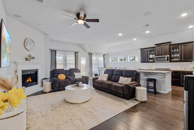 1124 Diamond Dove Drive, Little Elm, TX 75068