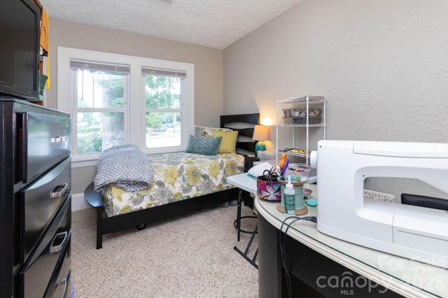 752 Fairview Road, Asheville, NC 28803