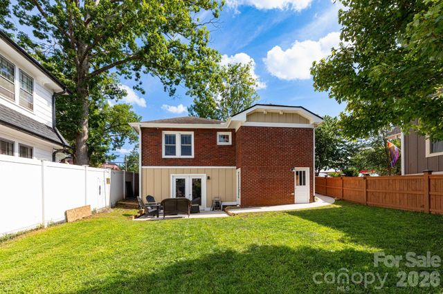 752 Fairview Road, Asheville, NC 28803