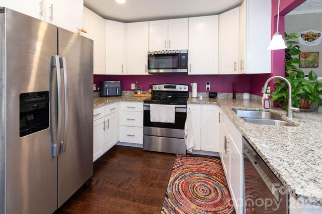 752 Fairview Road, Asheville, NC 28803