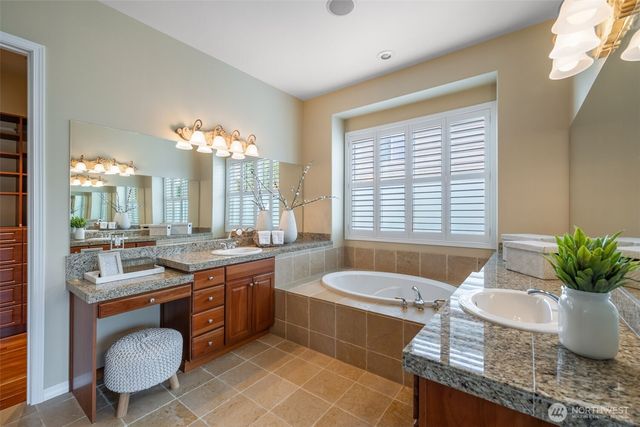 12428 232nd Terrace NE, Redmond, WA 98053