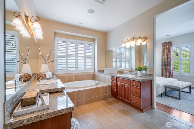 12428 232nd Terrace NE, Redmond, WA 98053
