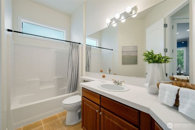 12428 232nd Terrace NE, Redmond, WA 98053