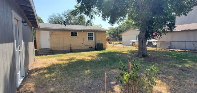 935 Powell Road, Mesquite, TX 75149