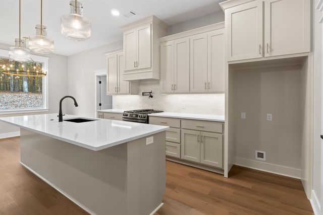 24 Brilliante Lane, Hot Springs Village, AR 71909