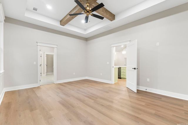 24 Brilliante Lane, Hot Springs Village, AR 71909