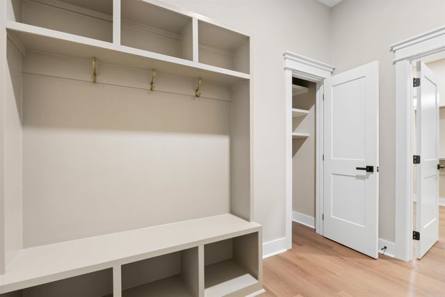 24 Brilliante Lane, Hot Springs Village, AR 71909